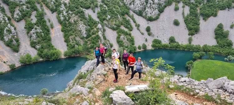 Članovi HPD Sokolovac Požega posjetili Velebit , Sveto brdo i Kudin most