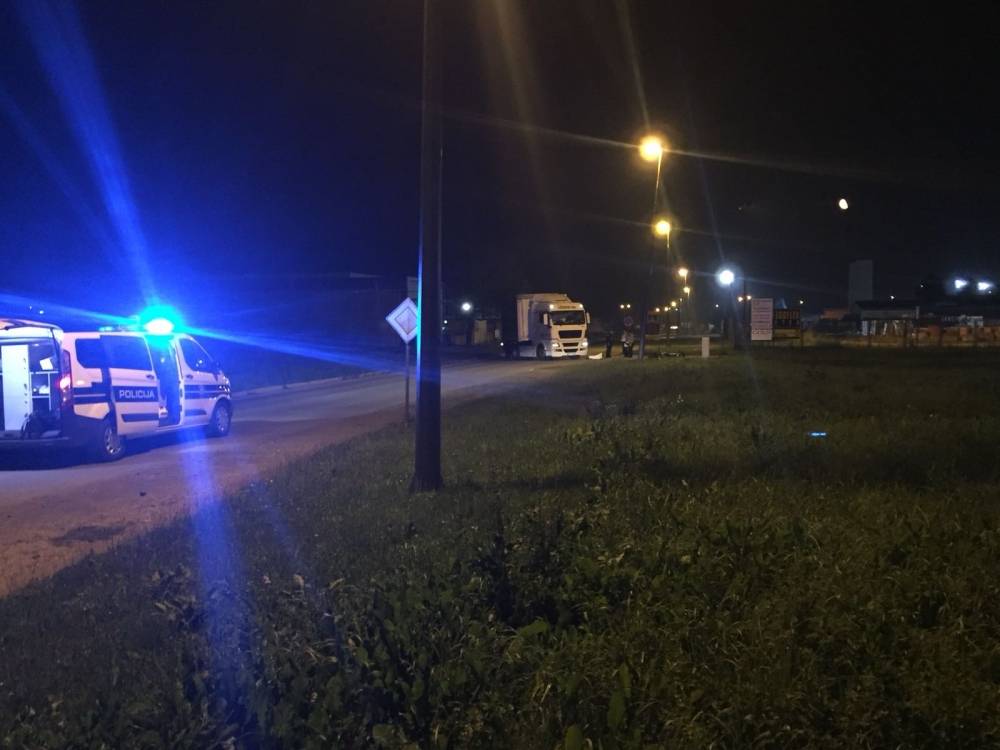 Jedna osoba smrtno stradala u prometnoj nesreći noćas u Požegi