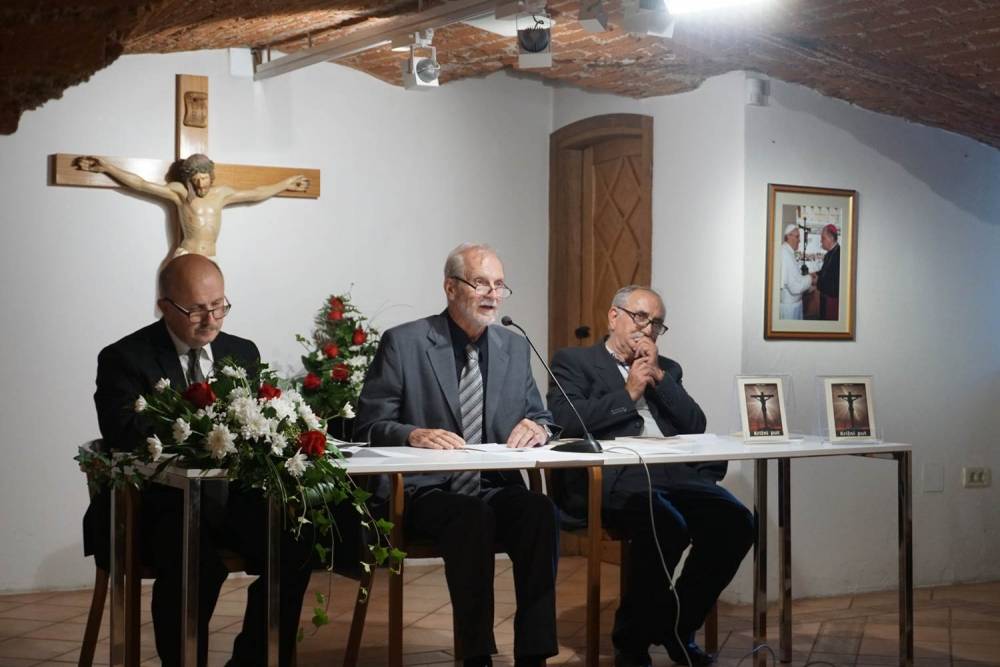 Promocija knjige »Križni put« Mate Nosića u Požegi