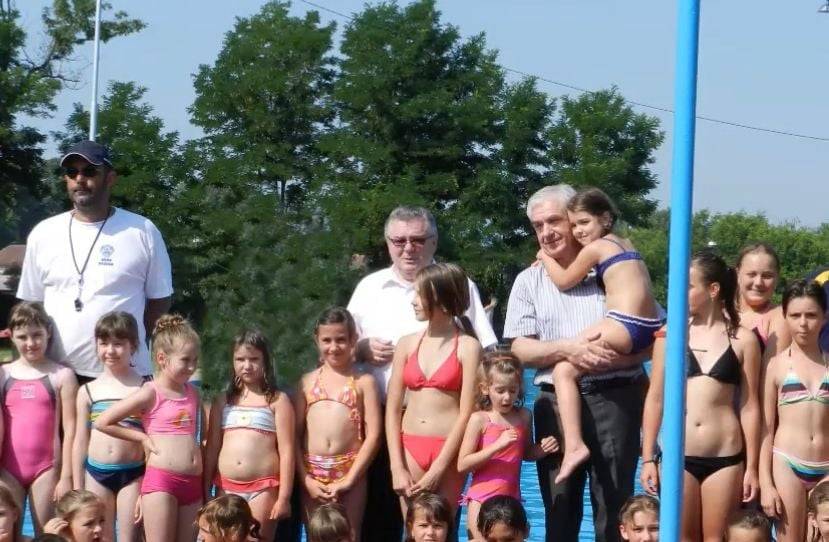 FOTKE DANA: Idila iz 2012. na požeškim bazenima