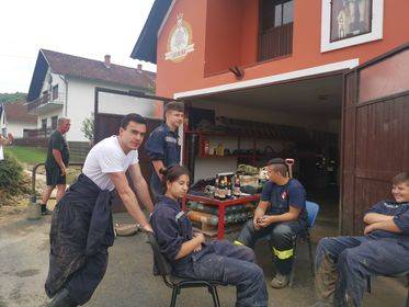 Vatrogasci DVD-a Zakorenje nakon poplave spašavali svoj vatrogasni dom