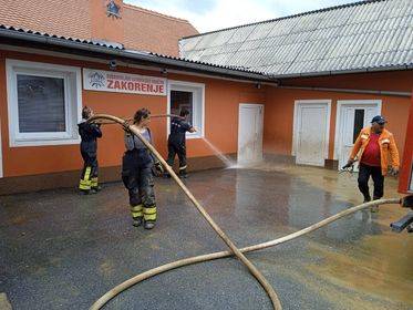 Vatrogasci DVD-a Zakorenje nakon poplave spašavali svoj vatrogasni dom
