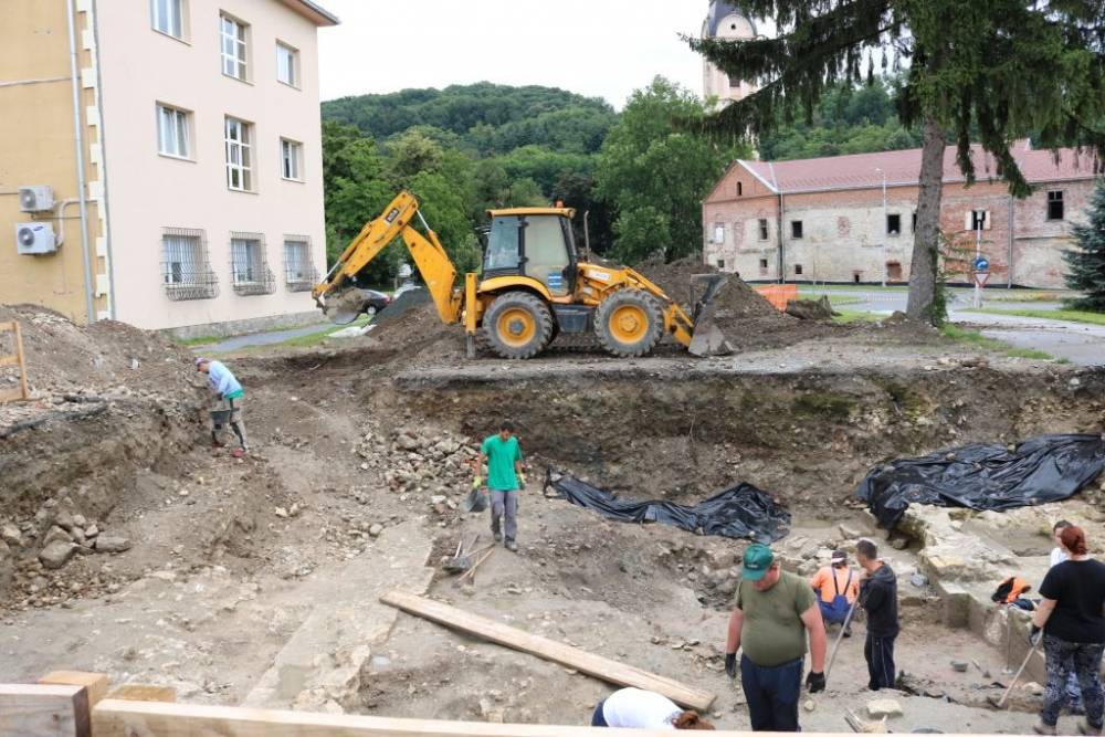 Arheološkim iskapanjem pronađeni ostaci gotičke crkve