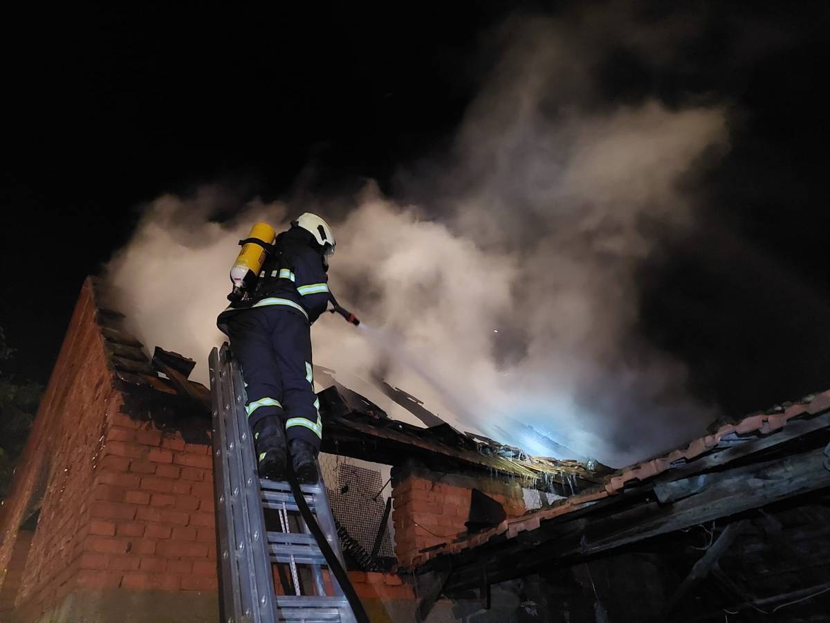U požaru kuće u Doljancima smrtno stradala jedna osoba
