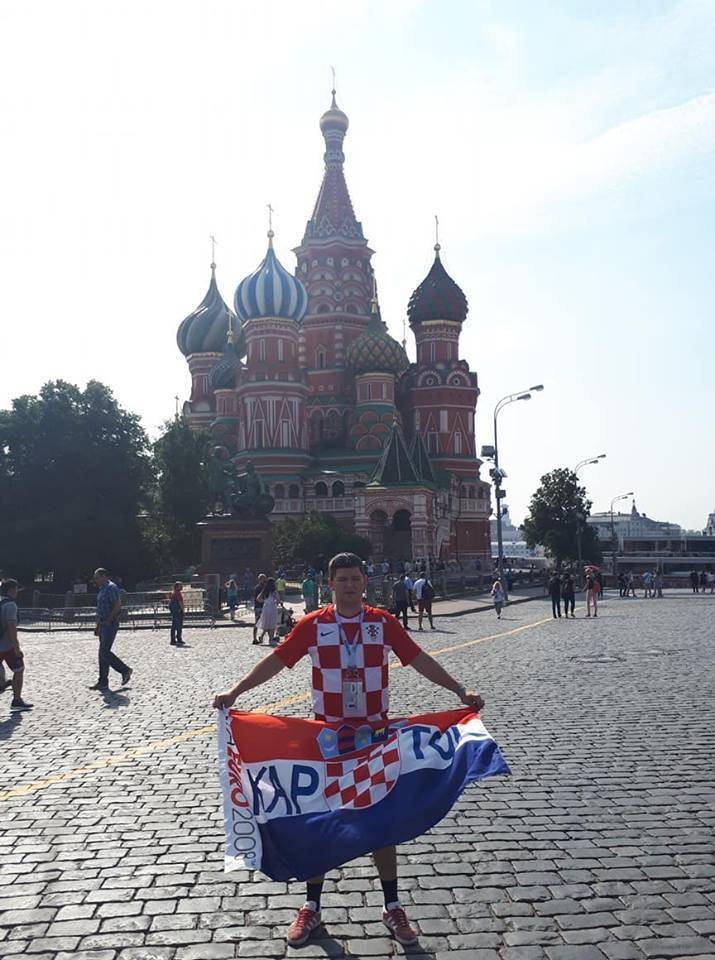 Večeras će se u Moskvi vijoriti i natpis ʺKAPTOLʺ: Eduardo, Dario i Zlatko  na finalnoj utakmici