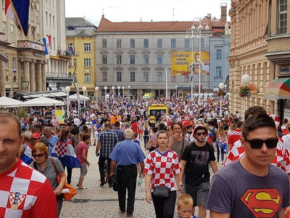 Čelni ljudi Lipika i Pakraca na dočeku Vatrenih