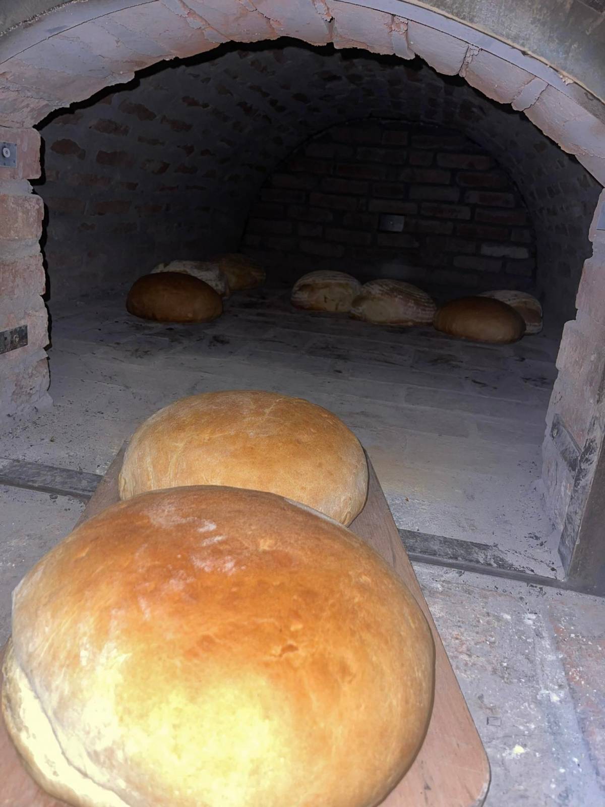 OKUS TRADICIJE, MIRIS SLAVONIJE: Domaći kruh iz krušne peći stiže na kućne adrese Požežana
