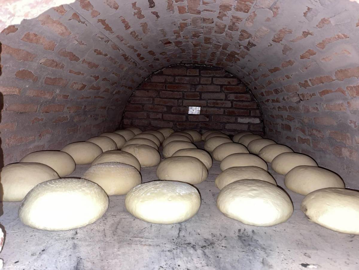 OKUS TRADICIJE, MIRIS SLAVONIJE: Domaći kruh iz krušne peći stiže na kućne adrese Požežana