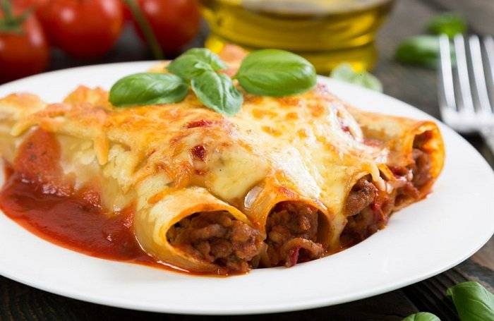 Bolje od lazanja: Recept za rolice punjene umakom bolognese i zapečene u pećnice