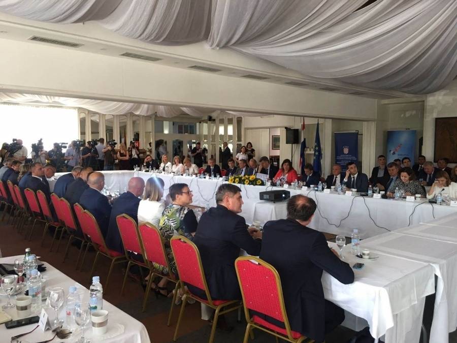 Župan Tomašević na sjednici Savjeta za Slavoniju, Baranju i Srijem