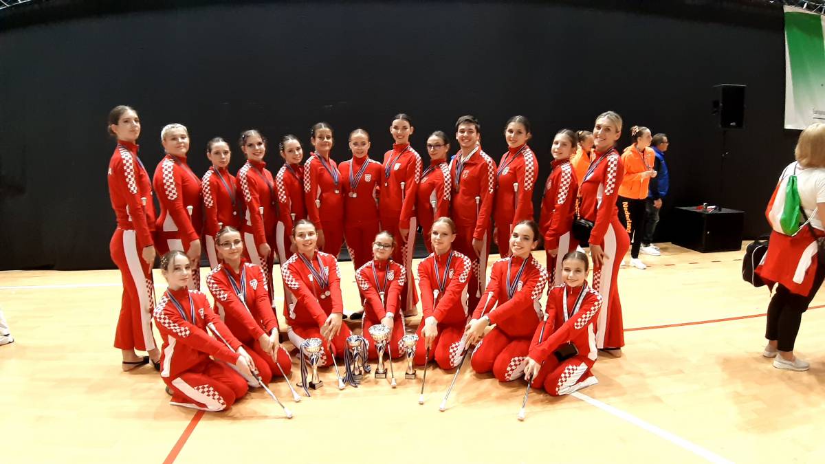 Požeške mažoretkinje ponovno nose naslov Europskih prvakinja