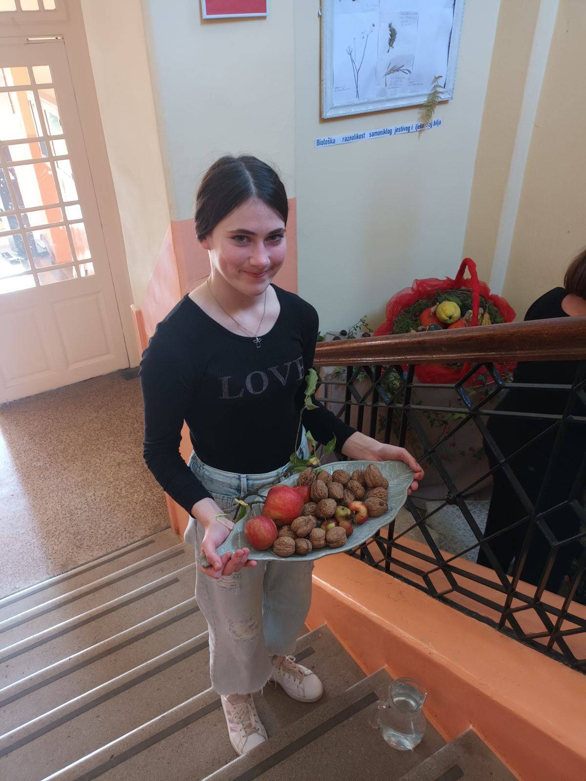 Sa zahvalnošću za plodove zemlje na Poljoprivredno-prehrambenoj školi obilježeni Dani kruha