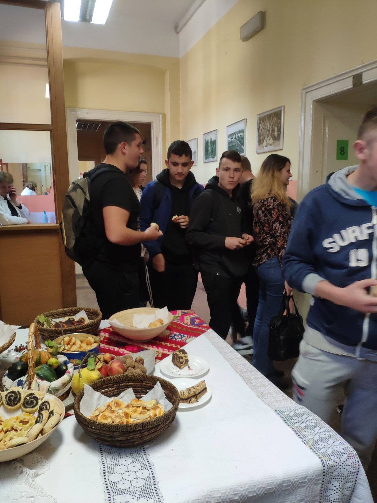 Sa zahvalnošću za plodove zemlje na Poljoprivredno-prehrambenoj školi obilježeni Dani kruha