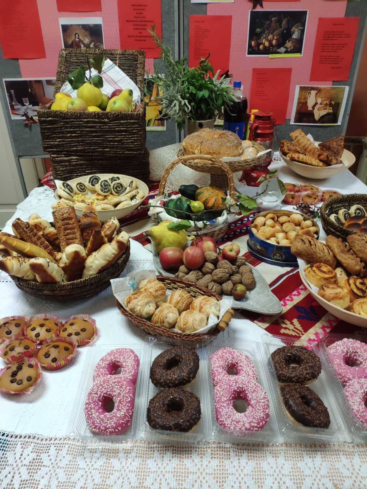 Sa zahvalnošću za plodove zemlje na Poljoprivredno-prehrambenoj školi obilježeni Dani kruha