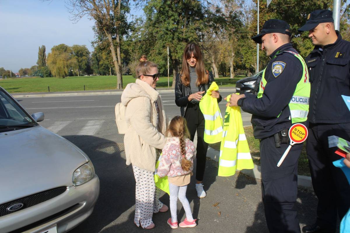 PU požeško-slavonska, AK Požega i HŽ infrastruktura proveli akciju ʺVlak je uvijek bržiʺ
