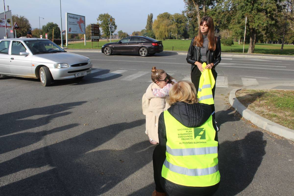 PU požeško-slavonska, AK Požega i HŽ infrastruktura proveli akciju ʺVlak je uvijek bržiʺ