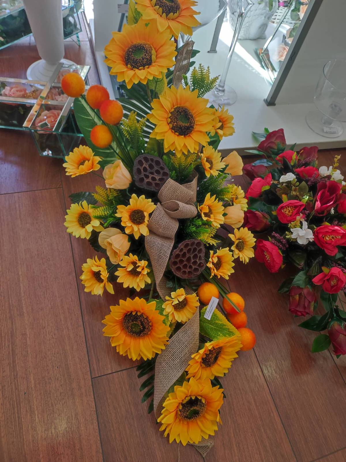 U novootvorenoj cvjećarnici ʺCvjetne kreacije Marinaʺ Požežanima se nude mala umjetnička djela od cvijeća