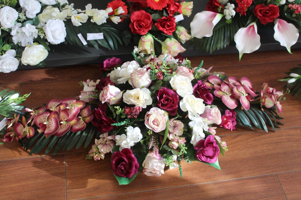 U novootvorenoj cvjećarnici ʺCvjetne kreacije Marinaʺ Požežanima se nude mala umjetnička djela od cvijeća