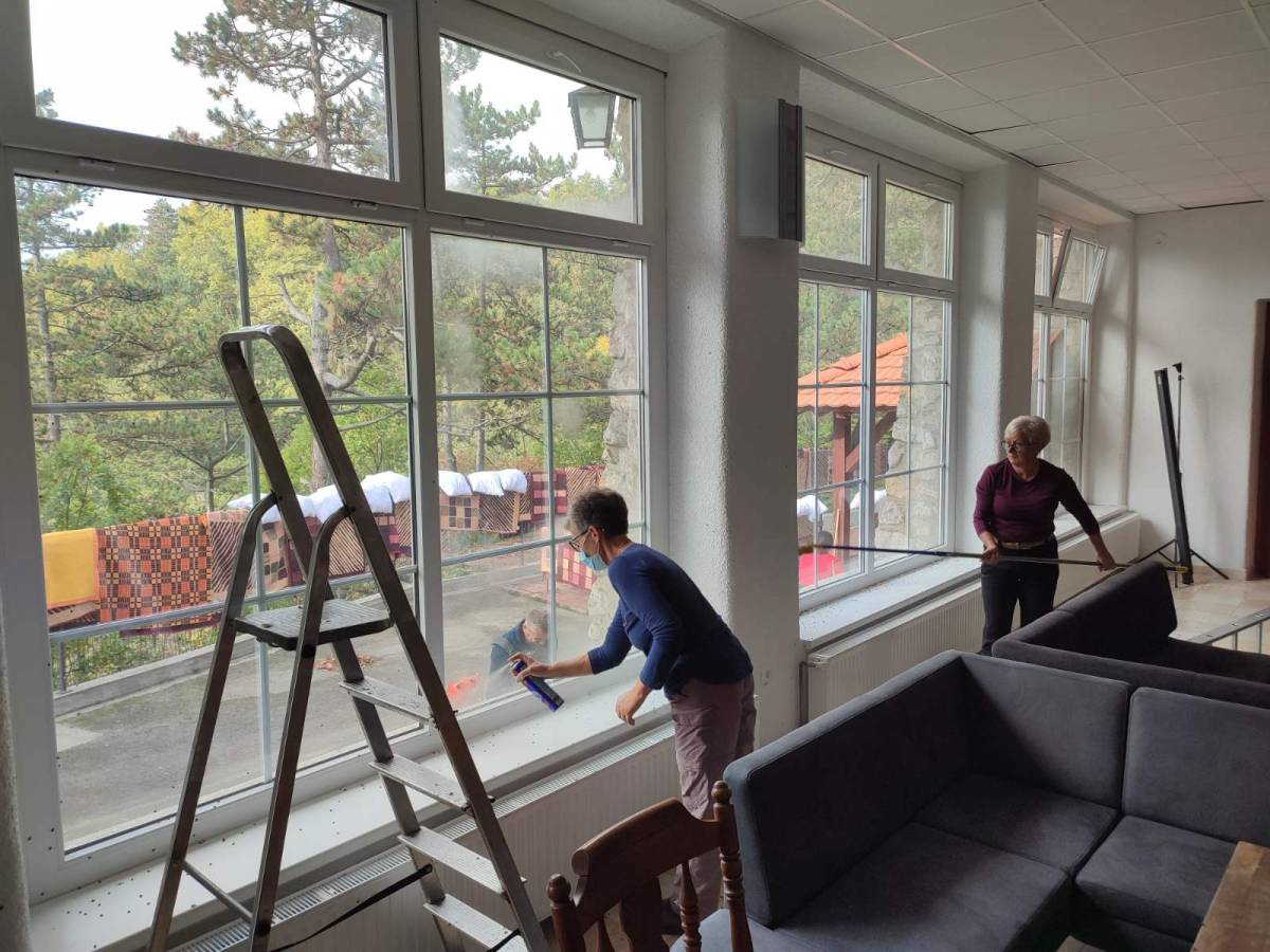 Radna akcija članova HPD ʺSokolovacʺ Požega na PD ʺLapjakʺ u Velikoj