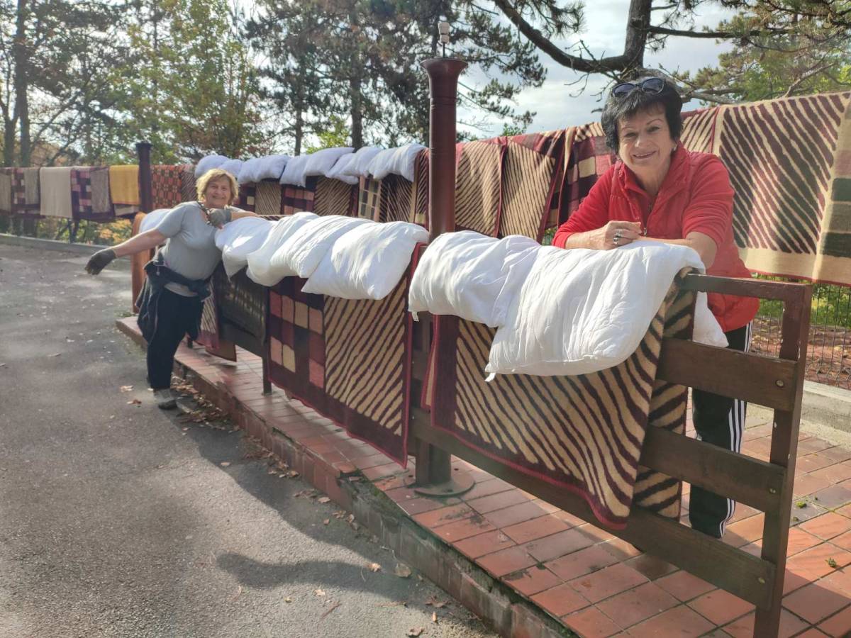 Radna akcija članova HPD ʺSokolovacʺ Požega na PD ʺLapjakʺ u Velikoj