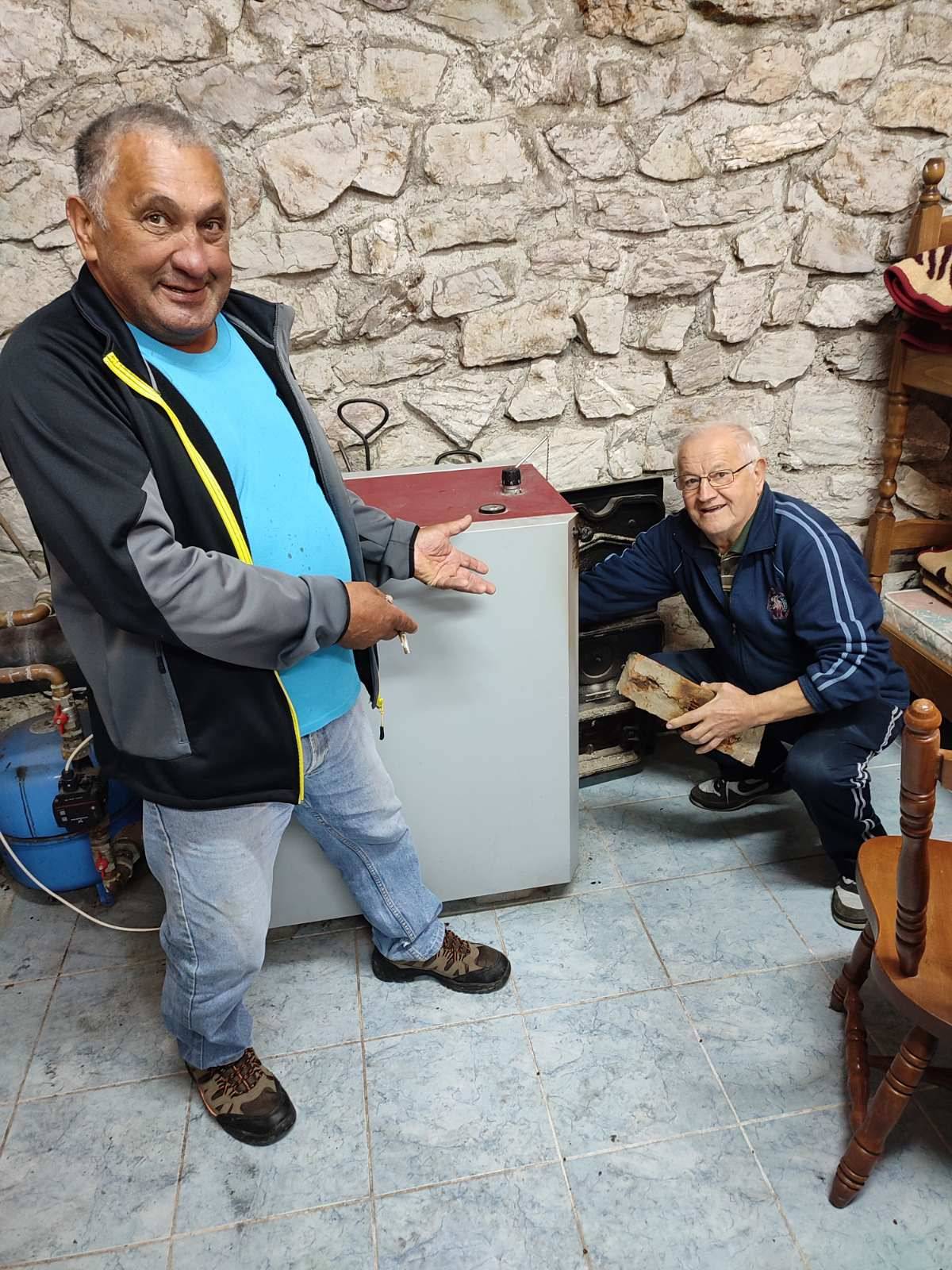 Radna akcija članova HPD ʺSokolovacʺ Požega na PD ʺLapjakʺ u Velikoj