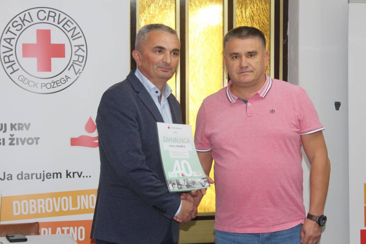 Dodijeljena priznanja višestrukim darivateljima krvi