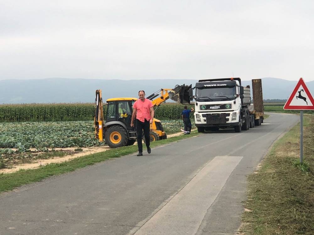 Obilazak radova na vodovodnoj i kanalizacijskoj mreži u Tekiću