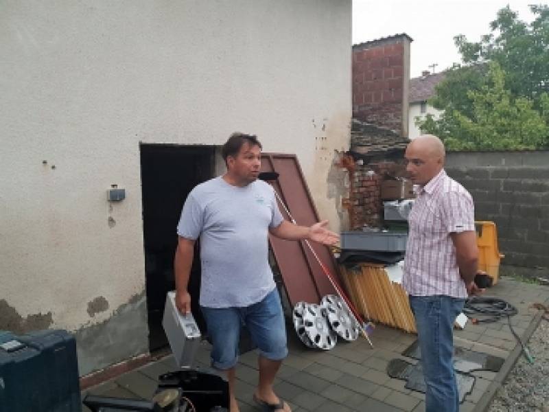 Gradonačelnik Puljašić obišao stanovnike Frankopanske ulice koja jučer ʺplivalaʺ