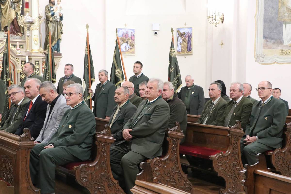 Euharistijsko slavlje za članove Saveza lovačkih društava PSŽ u požeškoj Katedrali 