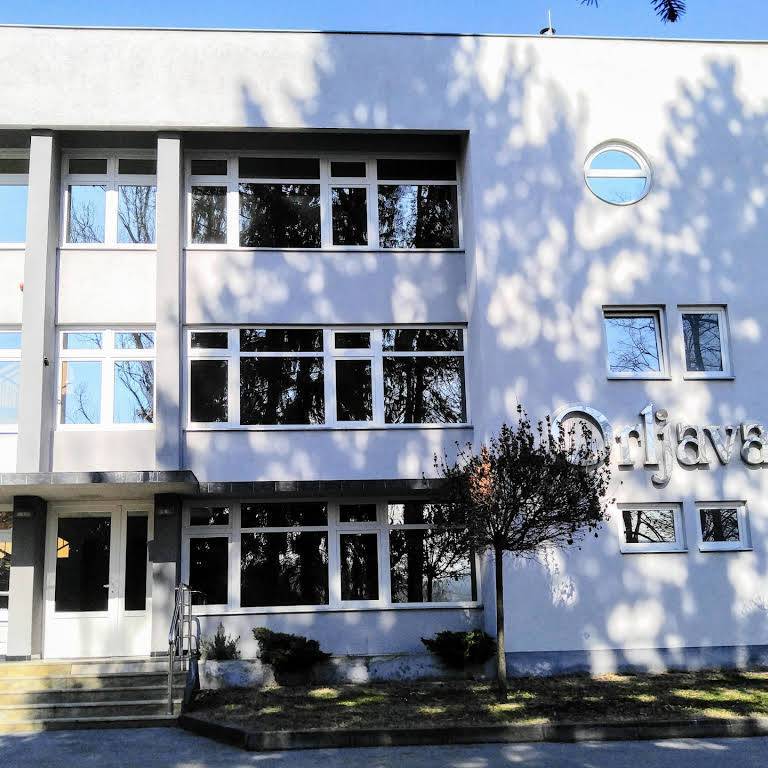 Eh, da nam je Ronko u Saboru