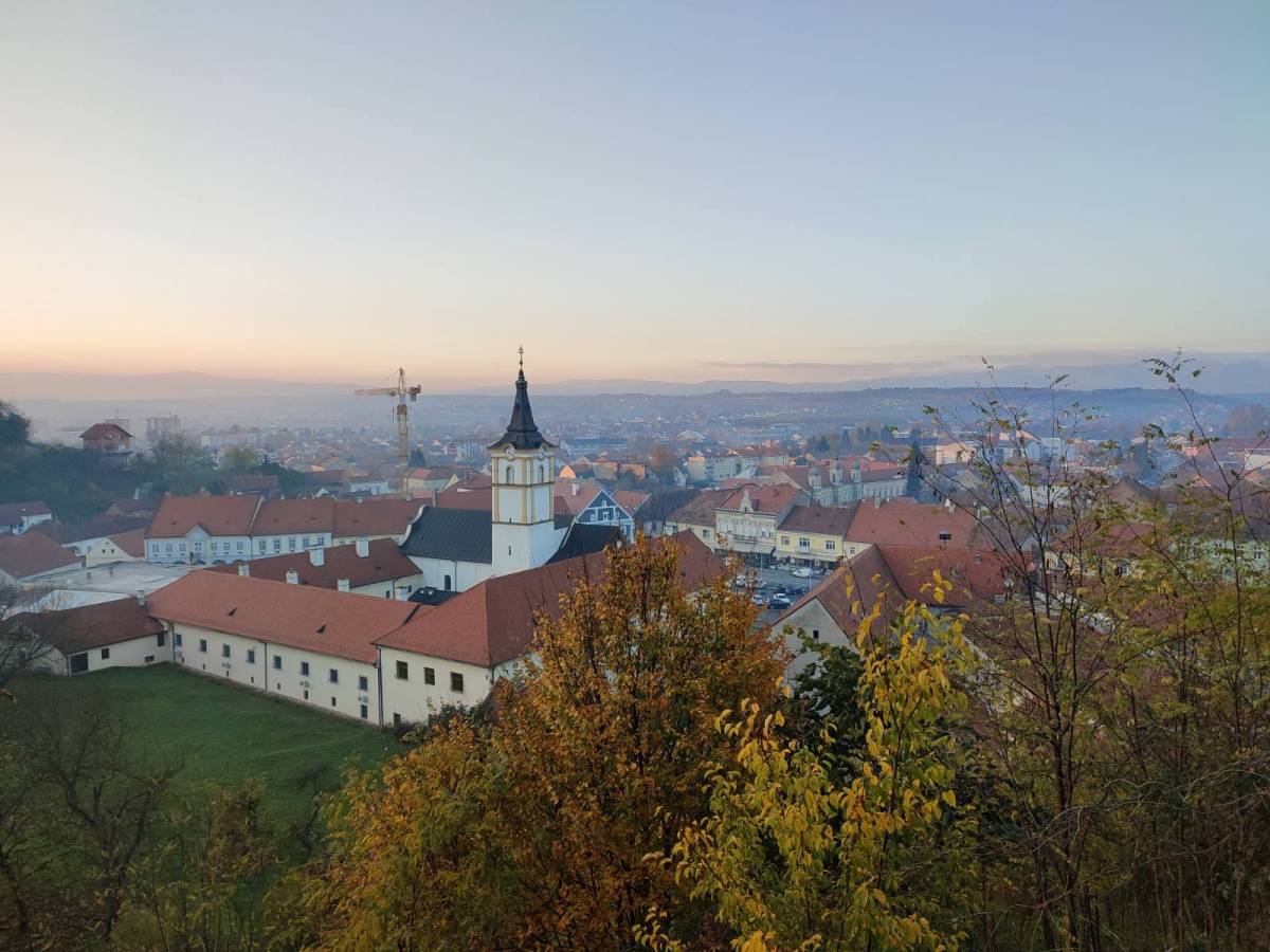 Danas promjenjivo oblačno uz moguću jutarnju maglu