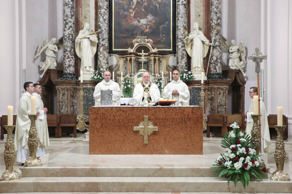 Svetkovina Krista Kralja svega stvorenoga u Požeškoj katedrali