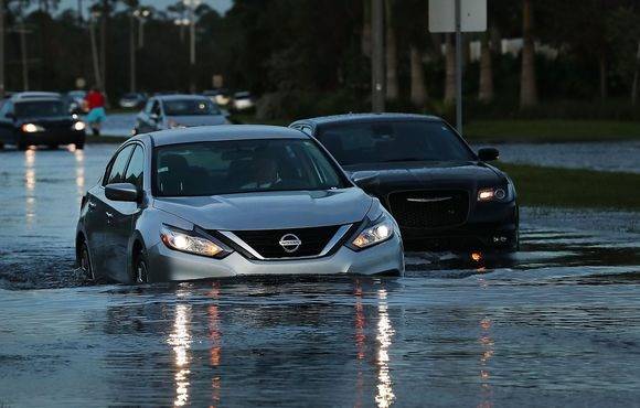 Ako možete svojim autom izbjegavajte vodu dublju od 10 cm, može izazvati ozbiljne kvarove