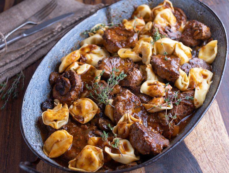 Bez pirjanja na luku: Recept uz koji će meso za gulaš uvijek biti fino i mekano