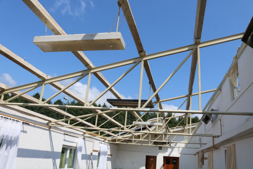 ʺTajfunʺ pogodio Mihaljevce, s objekta na nogometnom igralištu vjetar iščupao krov