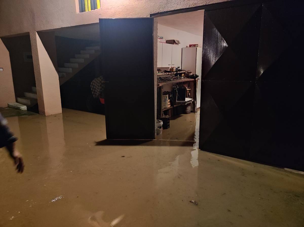 I PLETERNIČKI KRAJ POD VODOM: Komorica potopljena, ništa bolje ni u Požeškoj Koprivnici