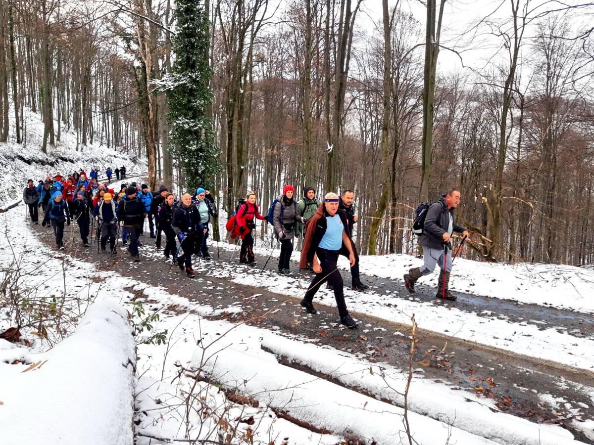 Planinari HPD Gojzerica Požega obilježili Međunarodni dan planina 