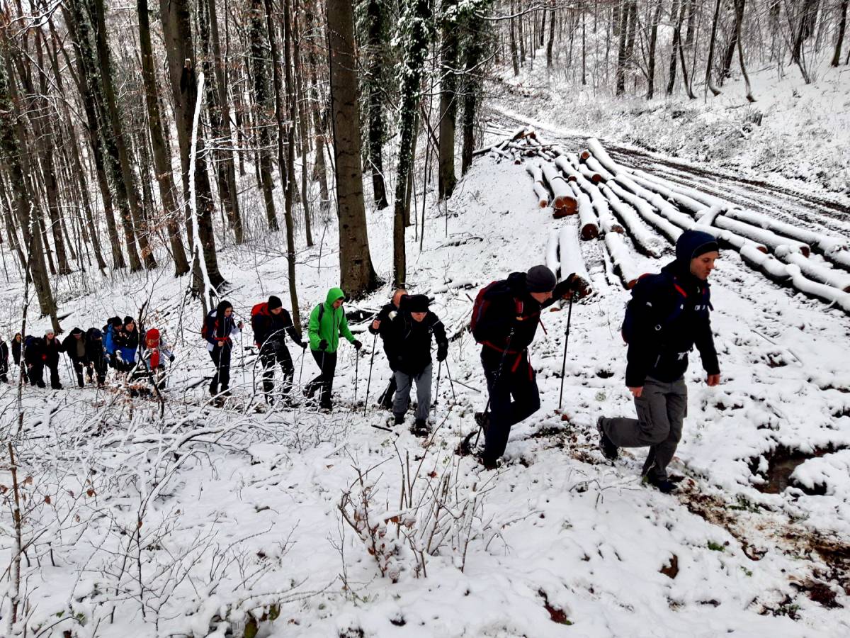 Planinari HPD Gojzerica Požega obilježili Međunarodni dan planina 