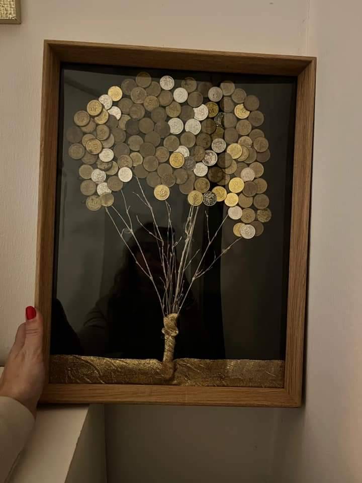 HRVATI SE OPRAŠTAJU OD KUNE: Pogledajte kreativne slike napravljene od kuna i lipa