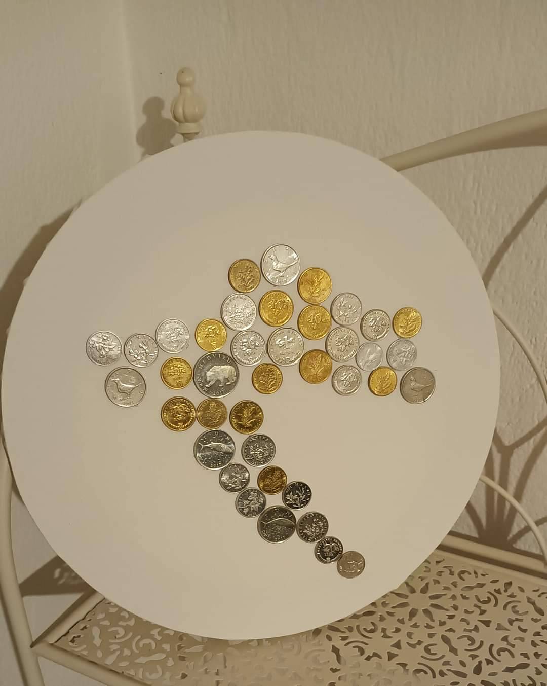 HRVATI SE OPRAŠTAJU OD KUNE: Pogledajte kreativne slike napravljene od kuna i lipa