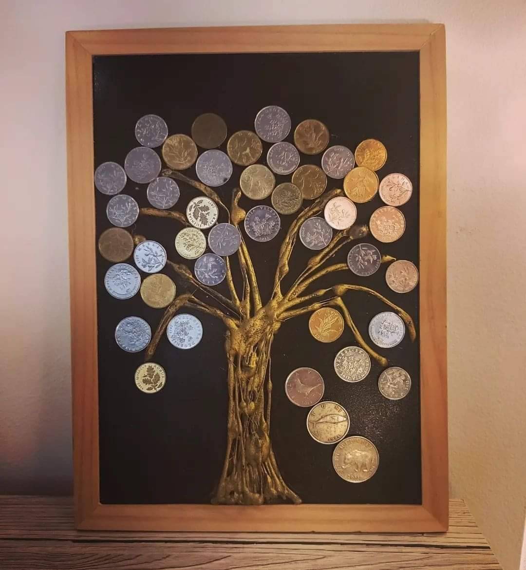 HRVATI SE OPRAŠTAJU OD KUNE: Pogledajte kreativne slike napravljene od kuna i lipa