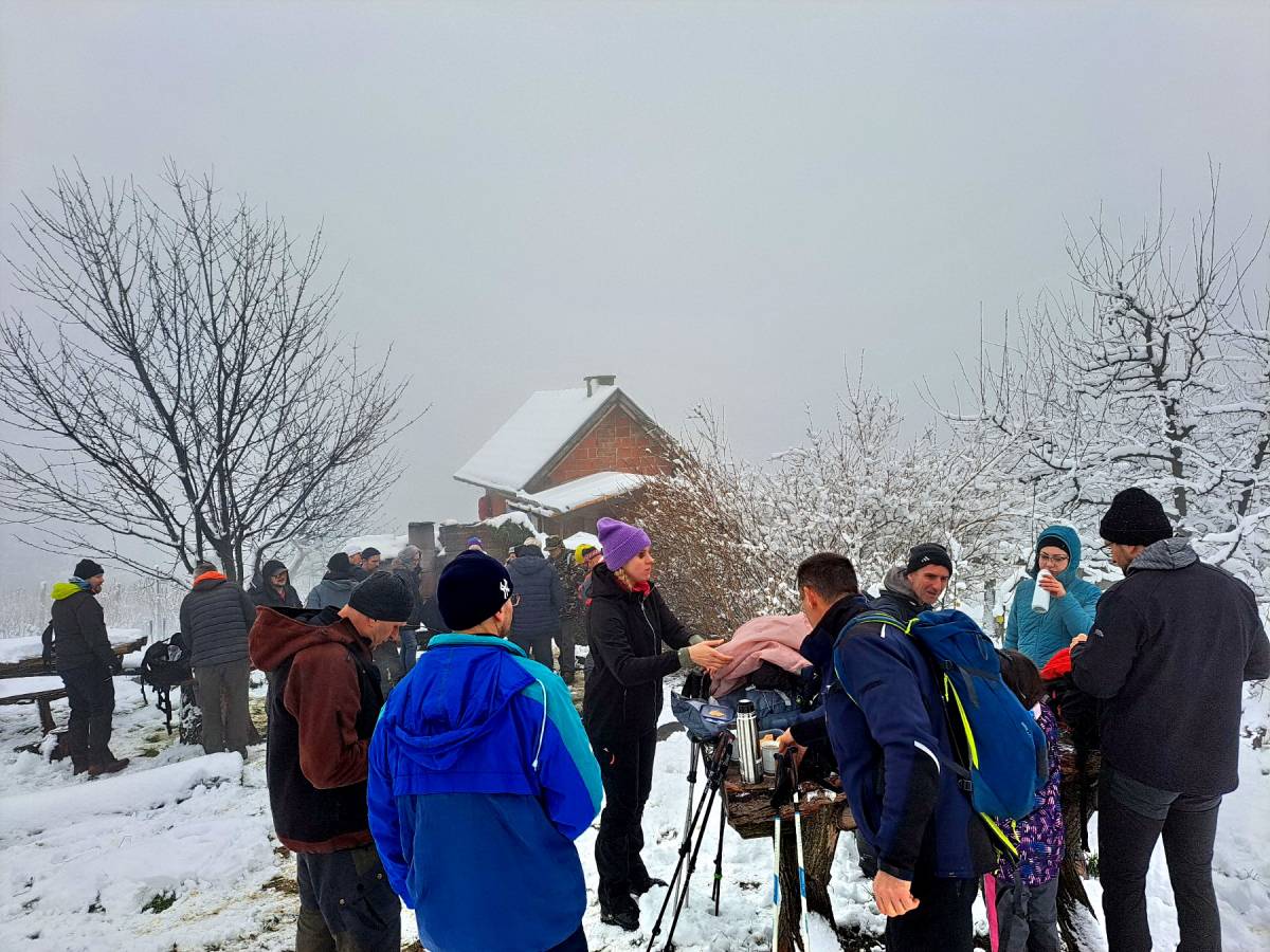 HPD Gojzerica Podružnica Oriovac: Tradicionalni uspon na Viljevo na Dilj gori