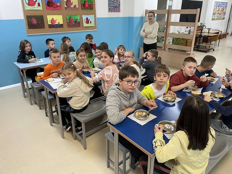 Osigurani kuhani obroci u još četiri gradske osnovne škole
