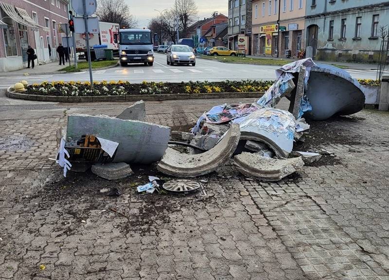 Očuh maloljetnika koji se zabio u stup u NG: ʺNisam ništa kriv, za sve su krive društvene mrežeʺ