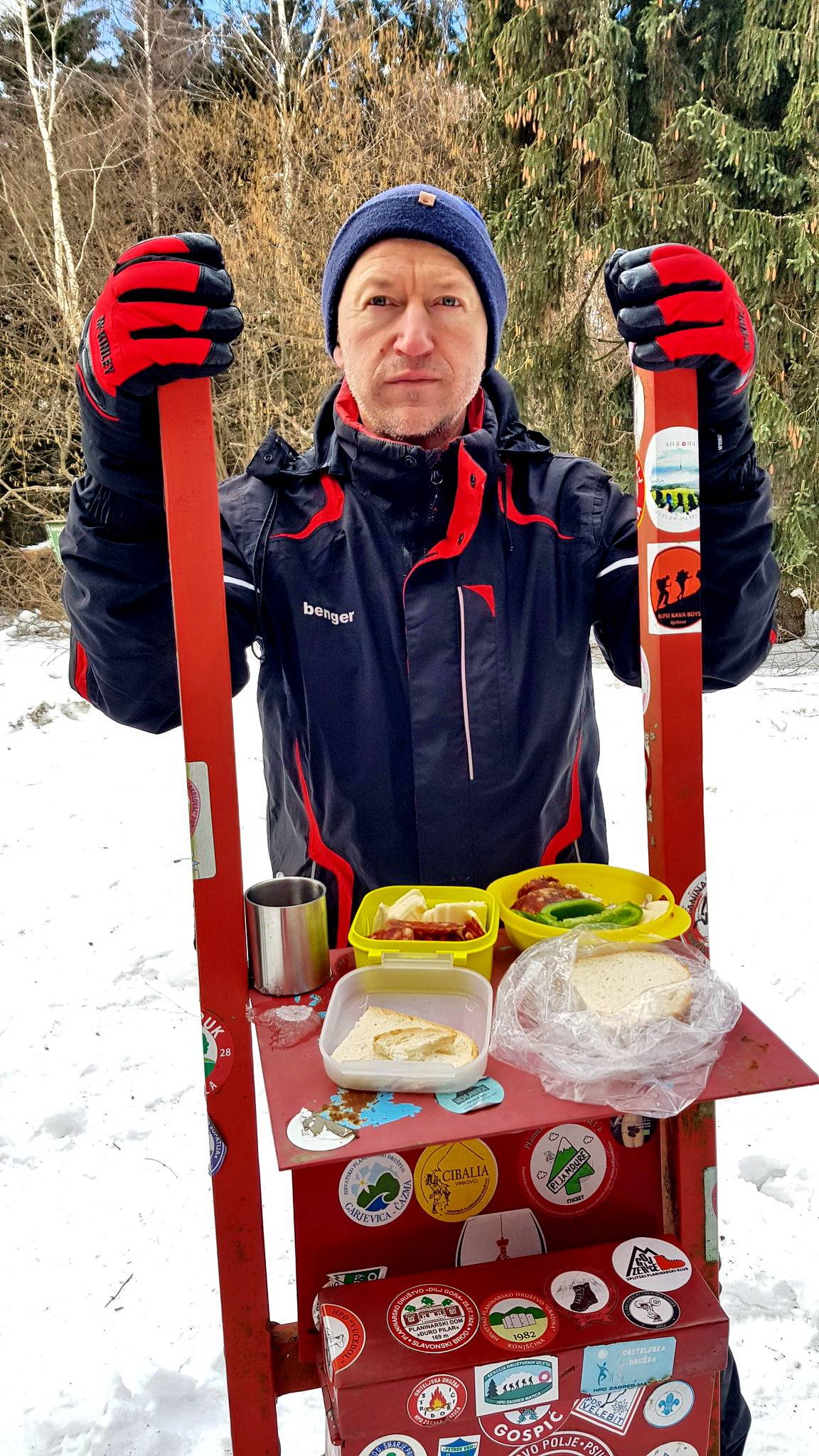 Planinari HPD Gojzerica Požega na izletu na najviši vrh Slavonije na Psunju - Brezovo polje