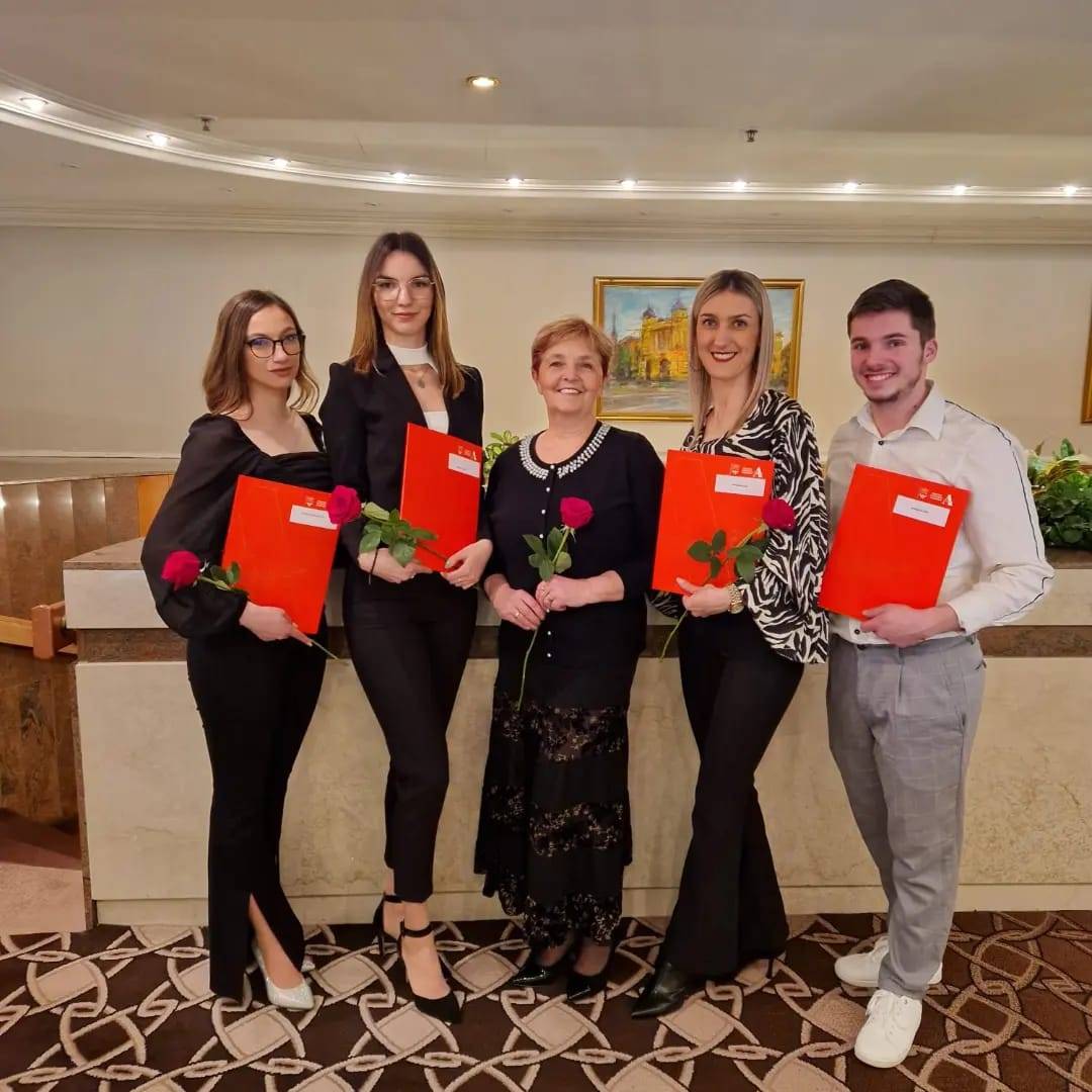 Hrvatski olimpijski odbor uručio diplome trenerima i instruktorima Twirling kluba Požega