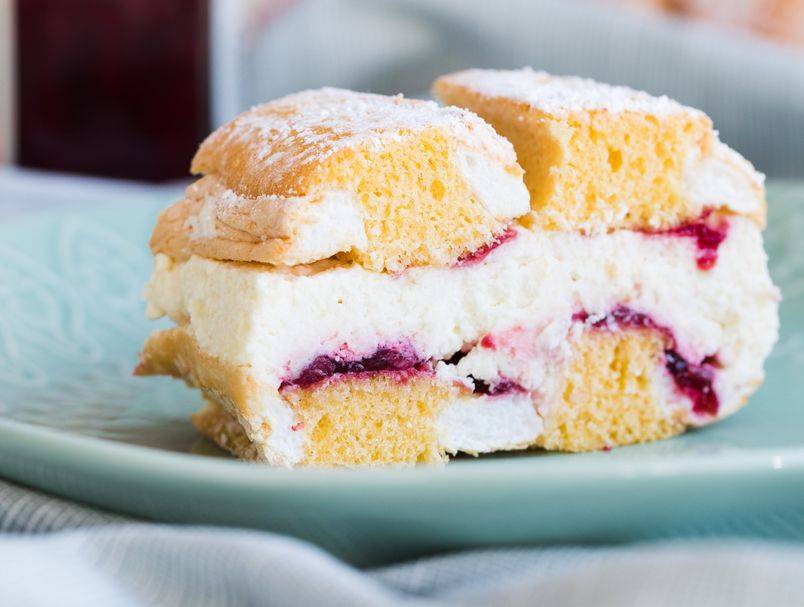 Bečki klasik: Recept za kardinal-šnite s marmeladom od šumskog voća