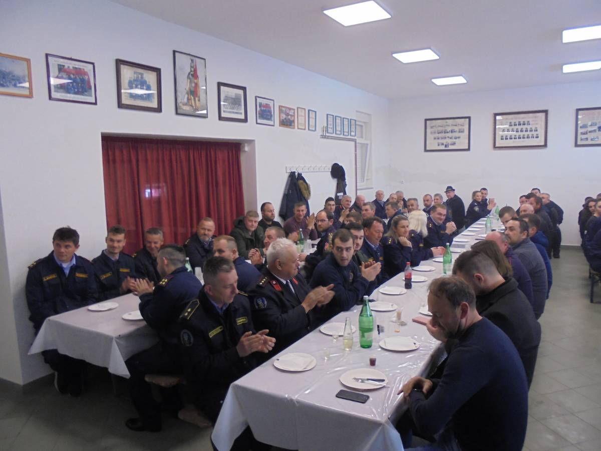 DVD Sulkovci:  Operativno raznovrsna godina, budućnost ʺstogodišnjakaʺ osigurana aktivnom mladeži