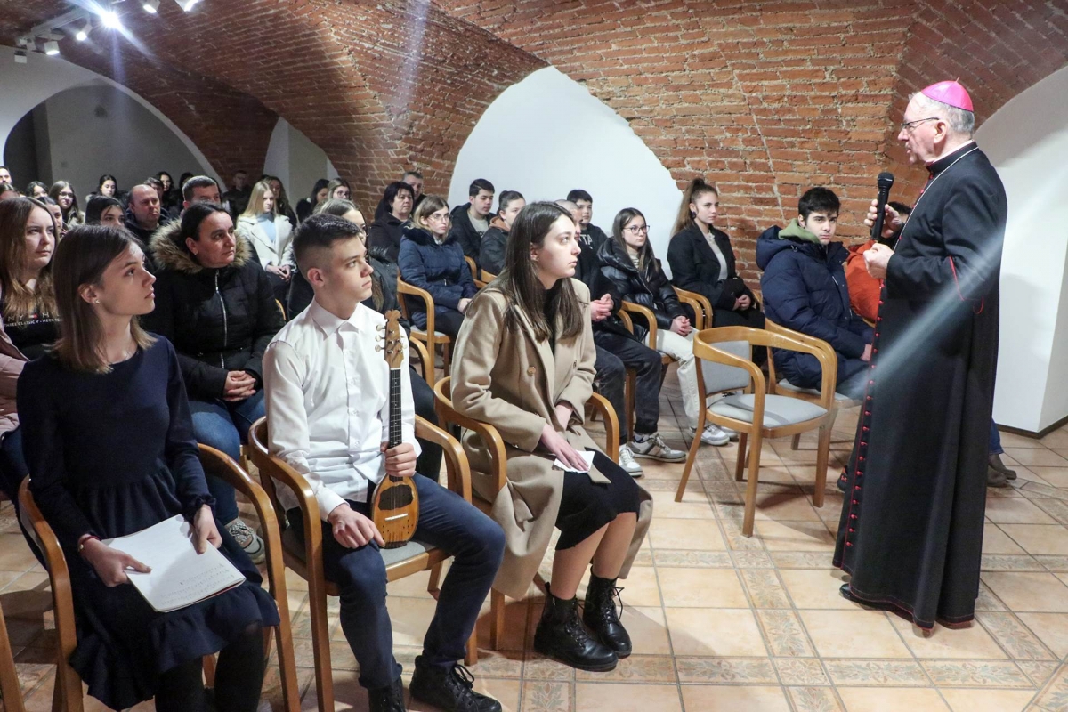 Korizmeni susret biskupa Škvorčevića sa stipendistima