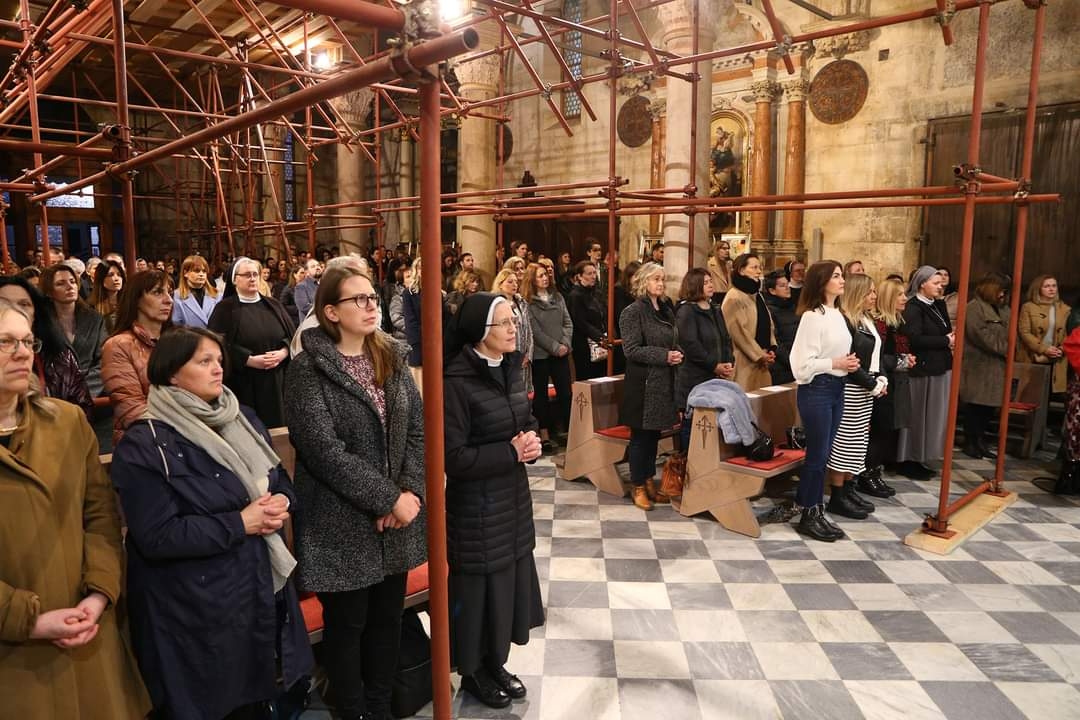 Otvorenje godišnjeg susreta trajne formacije djelatnika katoličkih škola u Šibeniku